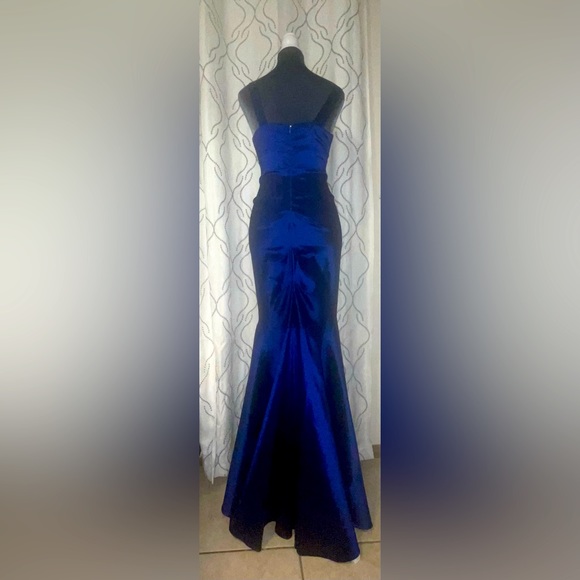Cache Formal Dress - Picture 2 of 10